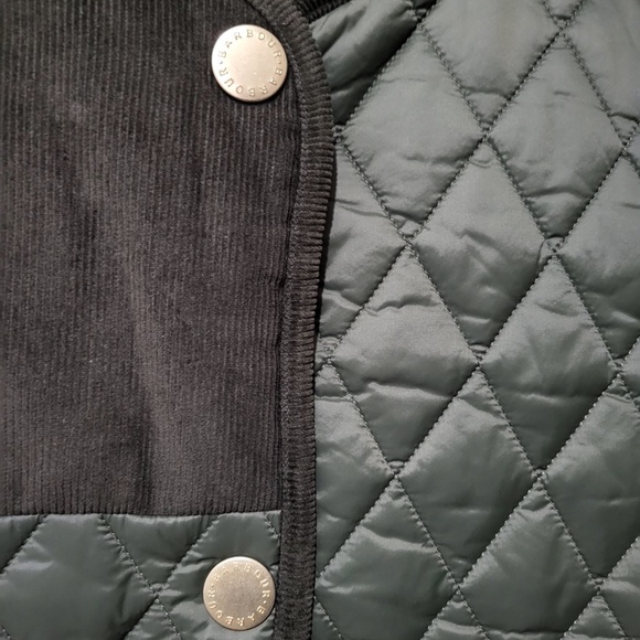 Unworn Barbour Healy Mixed Media Quilted Vest in Olive Green - Picture 4 of 11